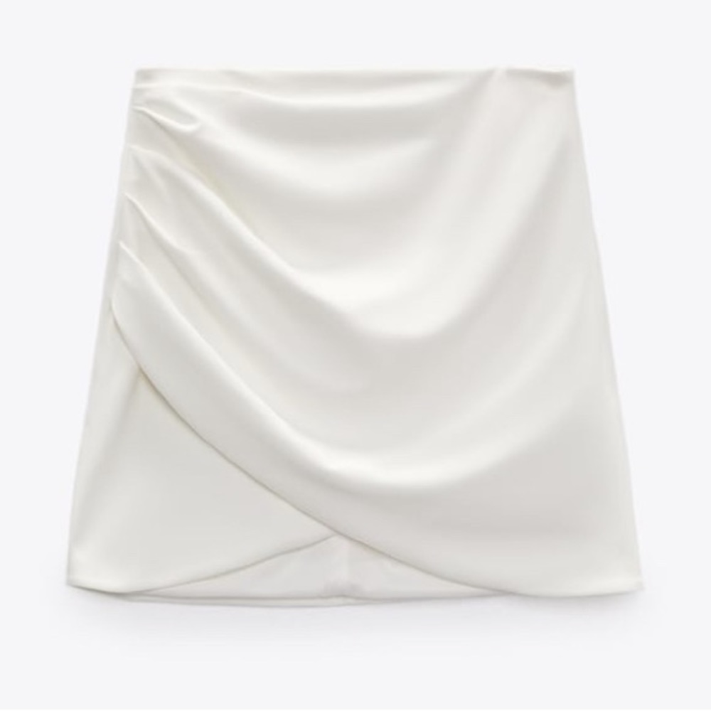 Draped mini skirt NWOT